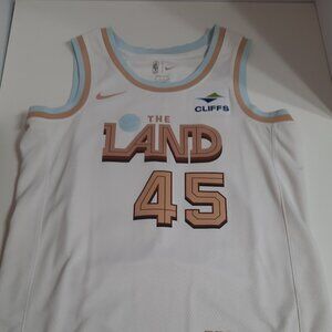 Nike Cleveland Cavaliers Donovan Mitchell 45 City Edition Jersey Men 40